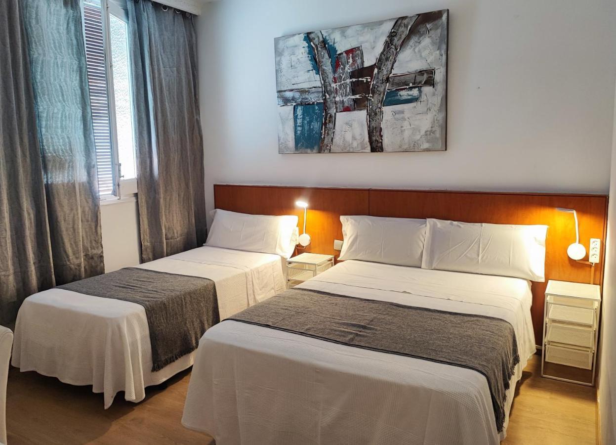Hostal Cervantes Madrid Exteriör bild